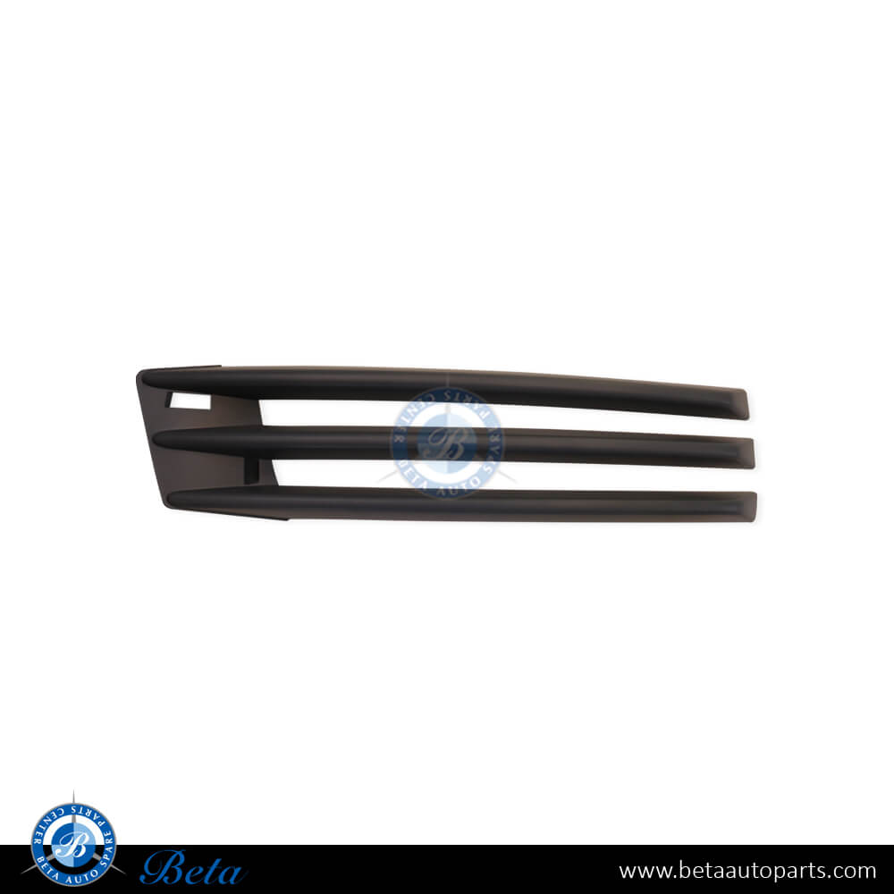 Right Side Fog Lamp Outer Cover - Black for Range Rover Vogue 2018-Up models, Part Number LR098513 Right Side Fog Lamp Outer Cover - Black for Range Rover Vogue 2018-Up models, Part Number LR098513